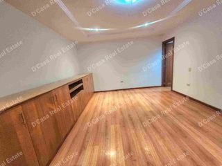 Foto 3 de Rento Departamento - Ordóñez Lasso 3 dormitorios  2 garajes en planta baja