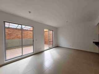 Foto 2 de Arriendo casa Conjunto Compostela