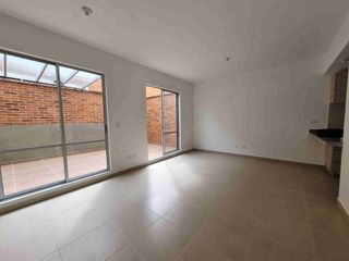 Foto 3 de Arriendo casa Conjunto Compostela