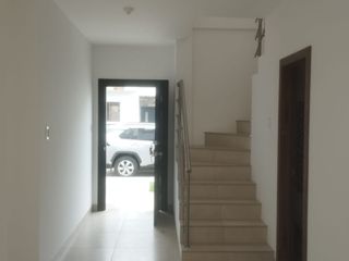 Foto 9 de Alquilo casa en Urbanizacion Ciudad del Valle