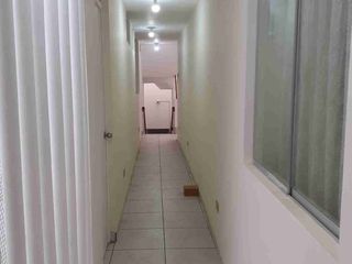 Foto 2 de Se alquila habitación con baño privado en San Bartolo.