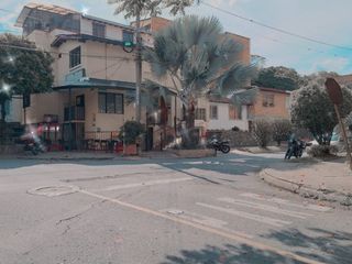Foto 20 de RENTO AMPLIO APARTAESTUDIO EN LAURELES