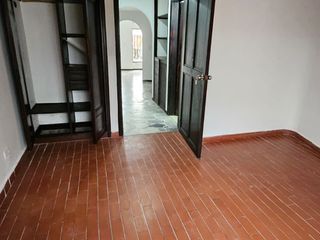 Foto 1 de APARTAESTUDIO EN RENTA AV 30 DE AGOSTO PEREIRA