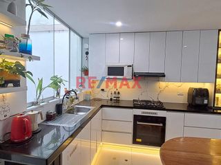 Foto 3 de Se Vende Hermoso Dúplex Mas Aires En San Juan De Miraflores Cerca Al Mall Y Metro Atocongo.
