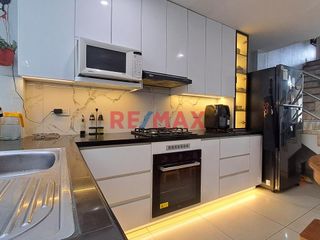 Foto 5 de Se Vende Hermoso Dúplex Mas Aires En San Juan De Miraflores Cerca Al Mall Y Metro Atocongo.
