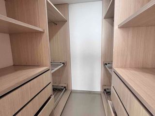 Foto 6 de Espectacular apto duplex, tres habitaciones con baño independiente y terraza, baños social, ACUEDUCTO PROPIO! Dos parqueaderos, Zona Social con Piscina, Jacuzzi, Sauna y BBQ