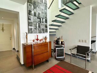 Foto 2 de Penthouse en venta en Malecon de Miraflores con Piscina Terraza