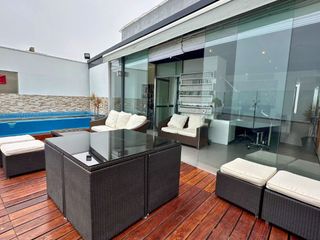 Foto 34 de Penthouse en venta en Malecon de Miraflores con Piscina Terraza
