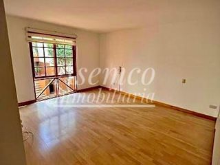 Foto 15 de SURCO - Venta de Moderna Casa en Chacarilla del Estanque frente a Parque