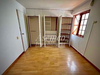 Foto 17 de SURCO - Venta de Moderna Casa en Chacarilla del Estanque frente a Parque