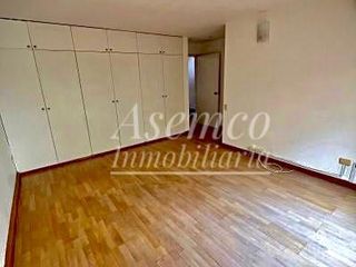 Foto 18 de SURCO - Venta de Moderna Casa en Chacarilla del Estanque frente a Parque