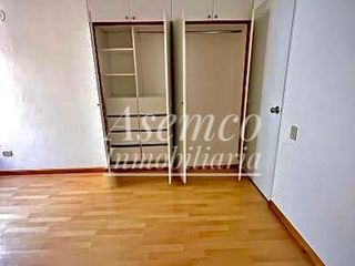 Foto 20 de SURCO - Venta de Moderna Casa en Chacarilla del Estanque frente a Parque
