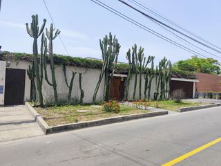 Foto 6 de VENDO CASA COMO TERRENO, A MTS DE AV JAVIER PRADO CDRA 55, RES. MONTERRICO