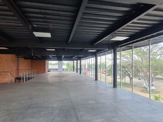Foto 13 de LOCAL COMERCIAL ARRIENDO AREA 600 M2 AUTOPISTA CALI YUMBO