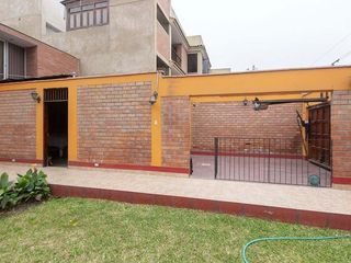Foto 6 de VENDO CASA COMO TERRENO SANTIAGO DE SURCO BAJO DE PRECIO ¨¨