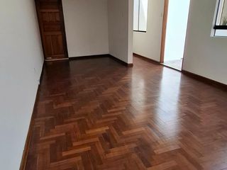 Foto 12 de SE ALQUILA CASA EN JR. DIANA SURCO, PARA VIVIENDA, DEPOSITO U OFICINA!!