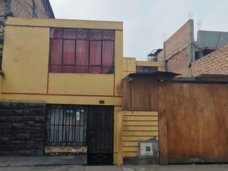 Foto 1 de venta de casa como terreno en ingenieria a espaladas de habich us$ 170,000