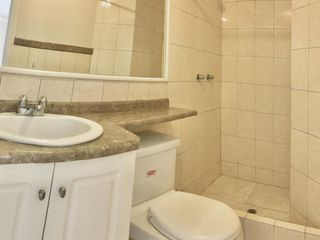 Foto 9 de Vendo $69.000 amplio Departamento en Carcelen cerca Hosp. San Francisco IESS