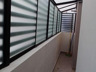 Foto 4 de 🏡 Departamento Moderno de 72 m² en Primer Piso – Condominio Alto Benavides, Cercado de Lima
