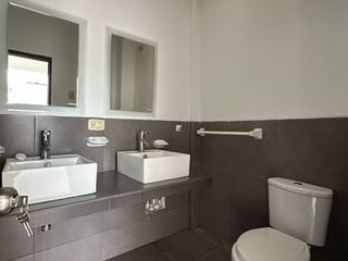 Foto 17 de AMPLIA CASA EN ALQUILER – URB. MIRAFLORES - CASTILLA - PIURA