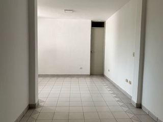 Foto 8 de AMPLIA CASA EN ALQUILER – URB. MIRAFLORES - CASTILLA - PIURA