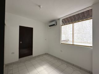 Foto 15 de AMPLIA CASA EN ALQUILER – URB. MIRAFLORES - CASTILLA - PIURA