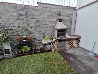 Foto 7 de VENDO ACOGEDORA CASA EN CONDOMINIO CERCA U DE LIMA