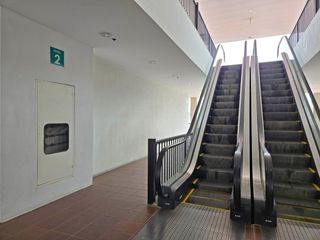 Foto 14 de Alquiler de Local comercial esquinero en Segundo piso alto, 57 m², con Parqueo - Plaza Proyecto, Samborondón