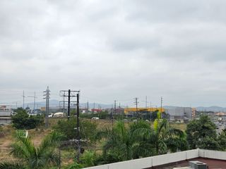 Foto 16 de Alquiler de Local comercial esquinero en Segundo piso alto, 57 m², con Parqueo - Plaza Proyecto, Samborondón