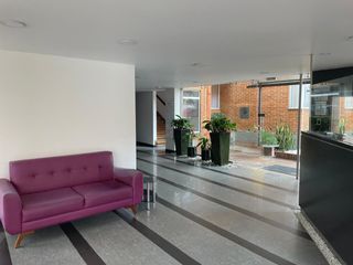 Foto 2 de SE ARRIENDA APARTAMENTO EN MAZUREN BOGOTÁ