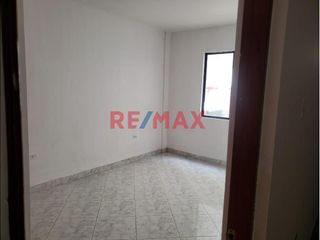 Foto 7 de Venta De Casa En Av. Costanera – Barranca