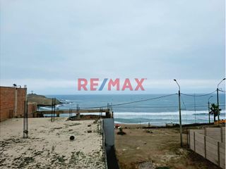 Foto 17 de Venta De Casa En Av. Costanera – Barranca