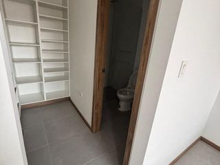Foto 9 de Vendo departamento de 3 habitaciones duplex Quito tenis