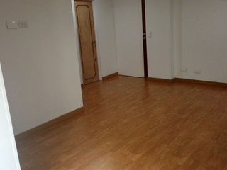 Foto 4 de EN VENTA APARTAESTUDIO  ALHAMBRA  UBICACION  CENTRAL  / PARQUEADERO PROPIO