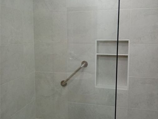 Foto 9 de EN VENTA APARTAESTUDIO  ALHAMBRA  UBICACION  CENTRAL  / PARQUEADERO PROPIO