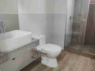 Foto 9 de Alquilo moderno departamento con cochera, Av Arequipa cdra 24 a dos cuadras Av Javier Prado, Lince límite con San Isidro