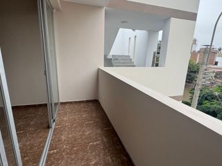 Foto 4 de Venta de Amplio Departamento en Chorrillos – Excelente Ubicación