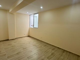Foto 13 de Venta de Amplio Departamento en Chorrillos – Excelente Ubicación