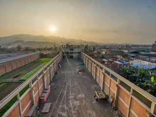 Foto 1 de VENDO LOCAL INDUSTRIAL DE 4160 M2 EN COMAS, DISEÑADO EXCLUSIVAMENTE PARA EMPRESAS INDUSTRIALES