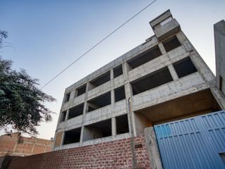 Foto 27 de VENDO LOCAL INDUSTRIAL DE 4160 M2 EN COMAS, DISEÑADO EXCLUSIVAMENTE PARA EMPRESAS INDUSTRIALES