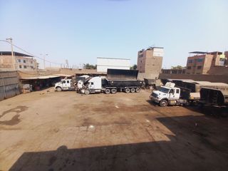 Foto 6 de VENDO LOCAL INDUSTRIAL DE 2005 M2 EN SANTA ANITA, IDEAL PARA ALMACENES Y DEPOSITOS DE TRANSPORTE DE CARGA PESADA