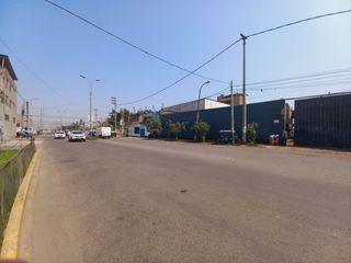 Foto 39 de VENDO LOCAL INDUSTRIAL DE 2005 M2 EN SANTA ANITA, IDEAL PARA ALMACENES Y DEPOSITOS DE TRANSPORTE DE CARGA PESADA