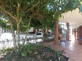 Foto 5 de Vendo 2 Casas que funcionan como  Hostal  en la Ciudad Tena