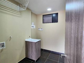 Foto 2 de Apartamento primer piso de 63 metros ( una Habitacion, con opcion de una segunda, 2 baños, sala comedor, cocina, lavanderia, patio o terraza de 90 mxx