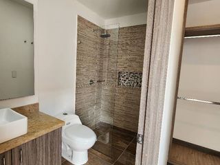 Foto 7 de Apartamento primer piso de 63 metros ( una Habitacion, con opcion de una segunda, 2 baños, sala comedor, cocina, lavanderia, patio o terraza de 90 mxx