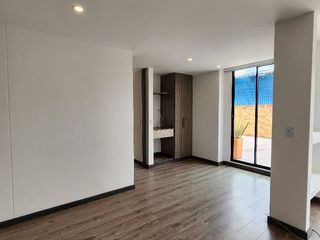 Foto 9 de Apartamento primer piso de 63 metros ( una Habitacion, con opcion de una segunda, 2 baños, sala comedor, cocina, lavanderia, patio o terraza de 90 mxx