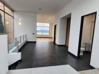 Foto 4 de Vive la Experiencia de la Montaña en Sindamanoy: Exclusiva Casa de Lujo en Arriendo Imagínese despertar cada mañana con la majestuosidad de las montañ