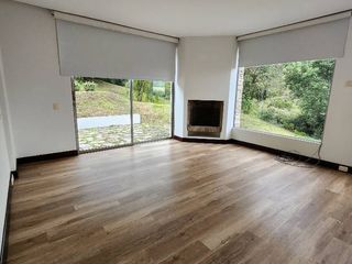 Foto 5 de Vive la Experiencia de la Montaña en Sindamanoy: Exclusiva Casa de Lujo en Arriendo Imagínese despertar cada mañana con la majestuosidad de las montañ