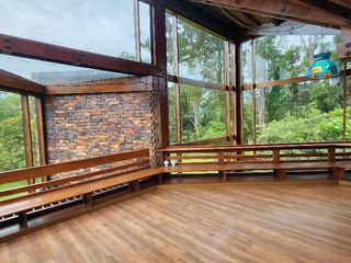 Foto 3 de ¡Escápate a la Sabana de Bogotá! Espectacular Cabaña de Lujo en Condominio Exclusivo Imagina despertar cada mañana en un paraíso natural, a solo un pa