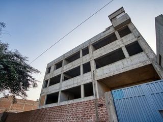 Foto 4 de VENDO LOCAL INDUSTRIAL DE 4160 M2 EN COMAS, DISEÑADO EXCLUSIVAMENTE PARA EMPRESAS INDUSTRIALES
